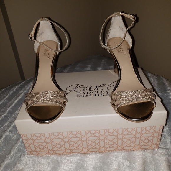 jewel badgley mischka antonette wedge sandal